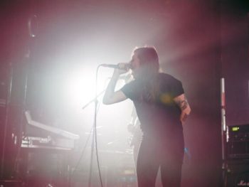 Mentaltraining, Mentalcoaching, Resilienztraining, Gesangstraining, Vocal Coaching, Vocal Coach, NLP, Rhethoriktraining, Mentaltraining, Persönlichkeitsentwicklung, Präsentationstraining, Stimmtraining, Coaching, Stimmtraining, Stimmbildung, Singen lernen, Sprechtraining Hörbuchsprecher Synchronsprecher, Lebens- und Sozialberatung, Atemtraining, Workshop, Vortrag, tiefe Atmung, StimmWunder, Nives Farrier, Wien