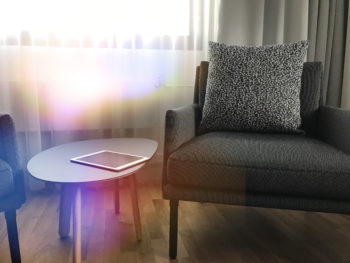 Mentaltraining, Mentalcoaching, Resilienztraining, Gesangstraining, Vocal Coaching, Vocal Coach, NLP, Rhethoriktraining, Mentaltraining, Persönlichkeitsentwicklung, Präsentationstraining, Stimmtraining, Coaching, Stimmtraining, Stimmbildung, Singen lernen, Sprechtraining Hörbuchsprecher Synchronsprecher, Lebens- und Sozialberatung, Atemtraining, Workshop, Vortrag, tiefe Atmung, StimmWunder, Nives Farrier, Wien