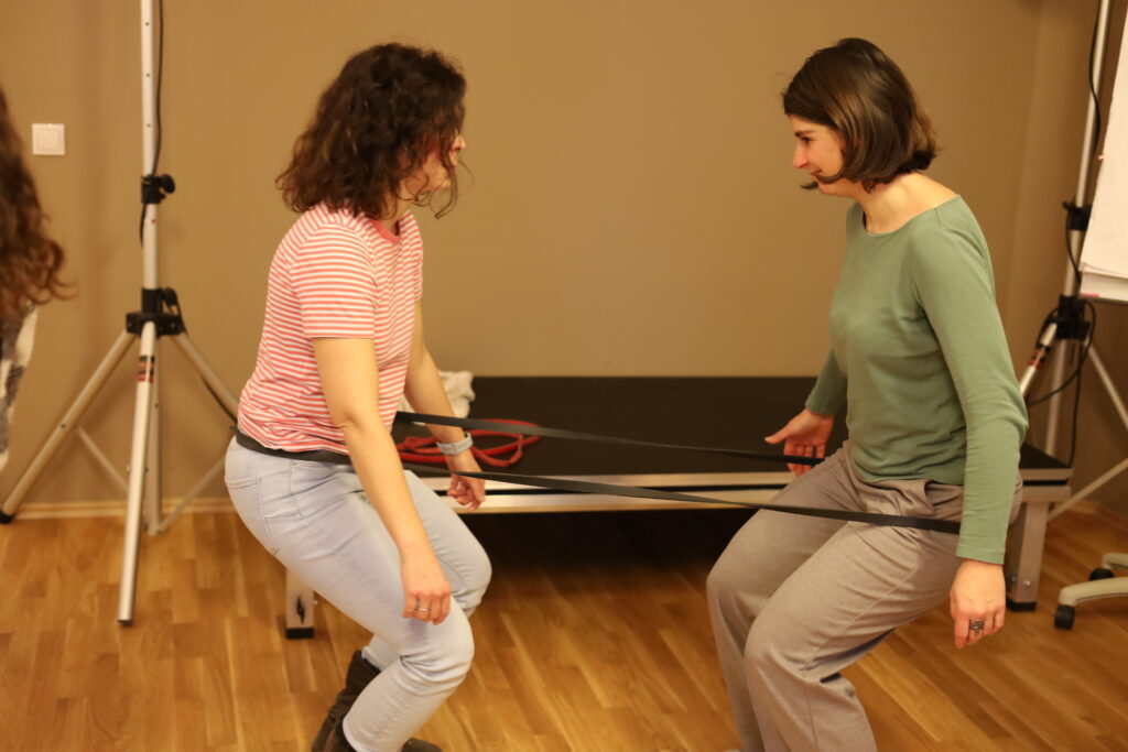 Stimmwunder Gesangsausbildung, Stimmtraining, Bühnenperformance, Vocal Coaching, Rock-Pop Gesang lernen, Stimm Modelling, Bühnenangst überwinden, Stimmwunder by Nives Farrier, Wien